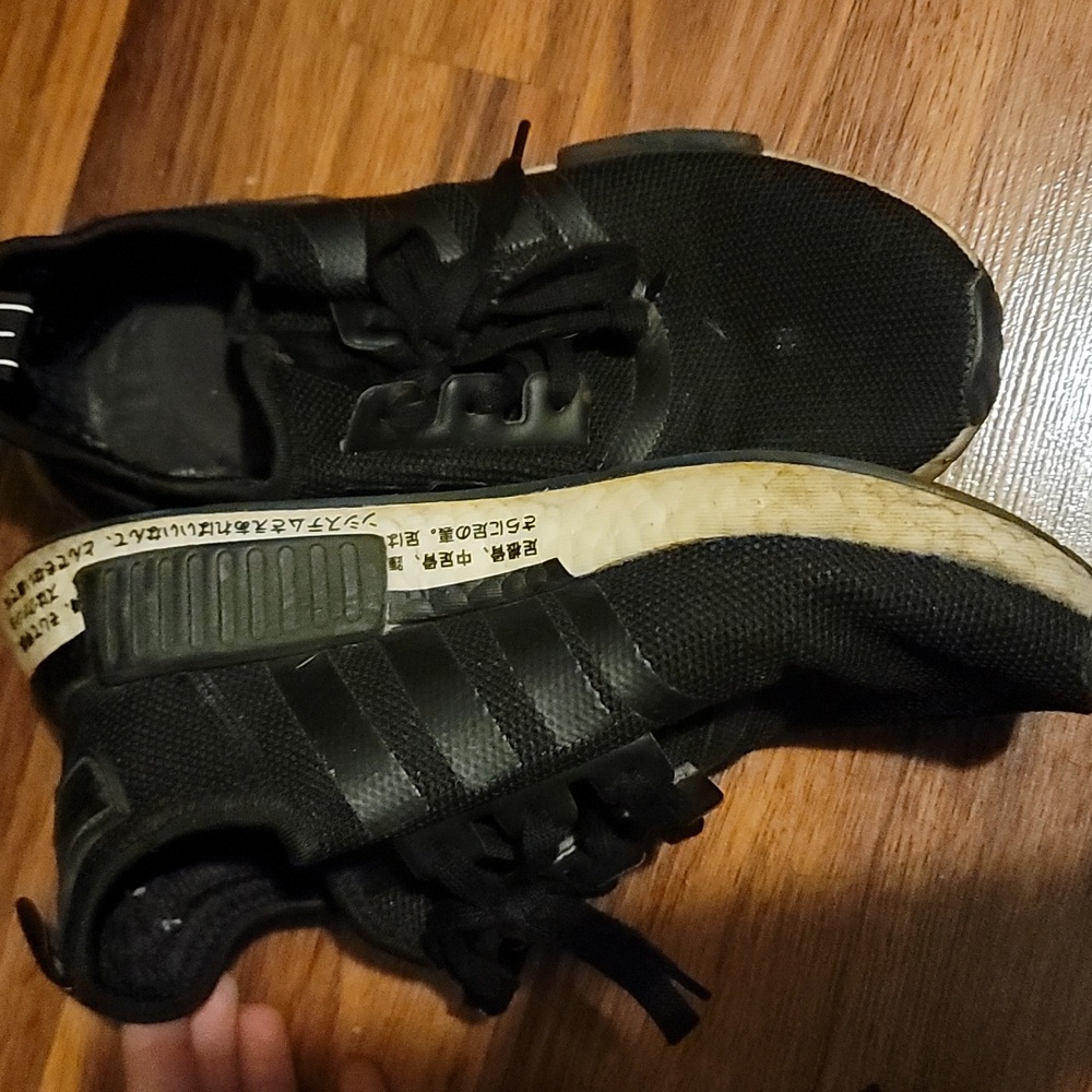 Adidas Black NMD R1